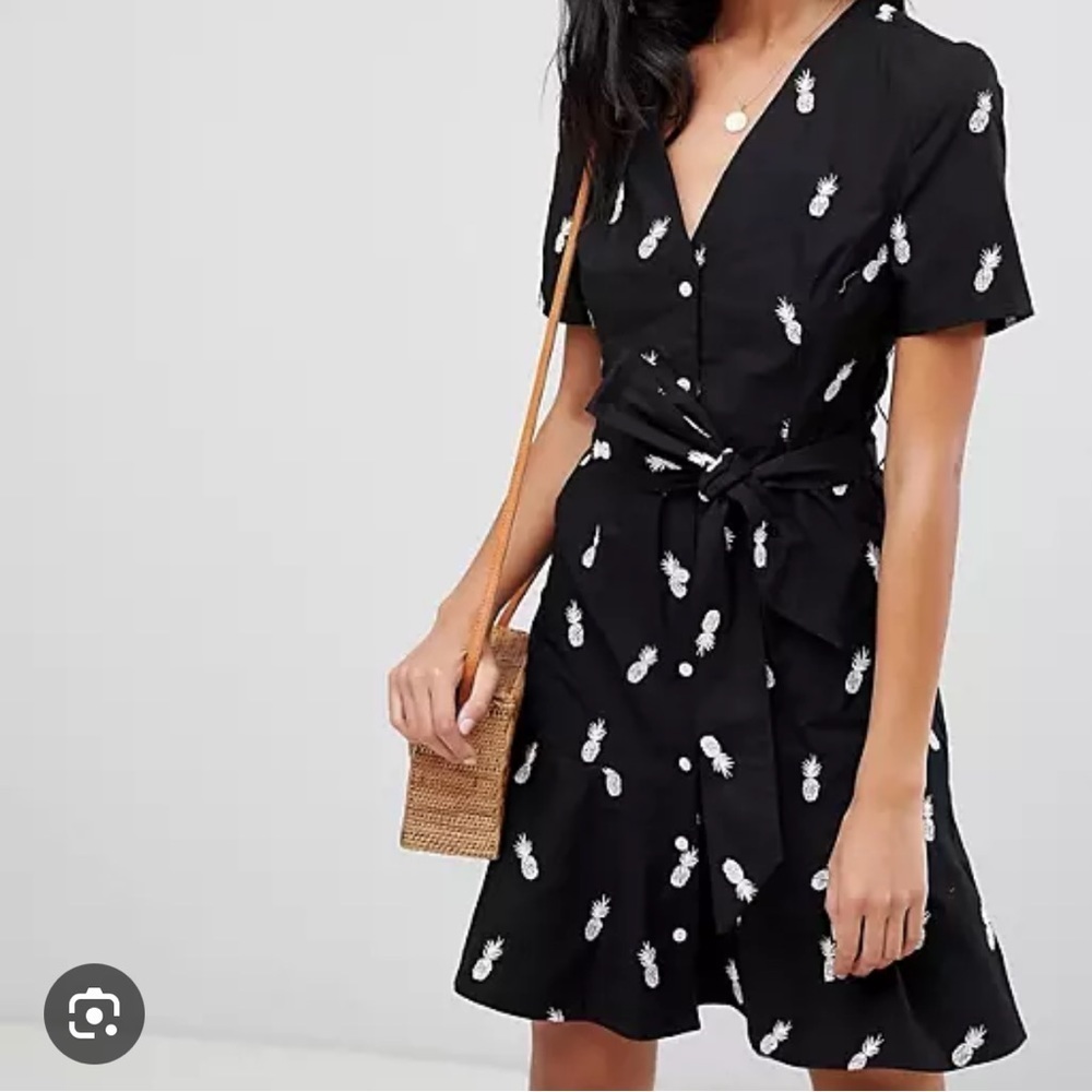 WAREHOUSE EMBROIDERED PINEAPPLE BUTTON FRONT DRESS
